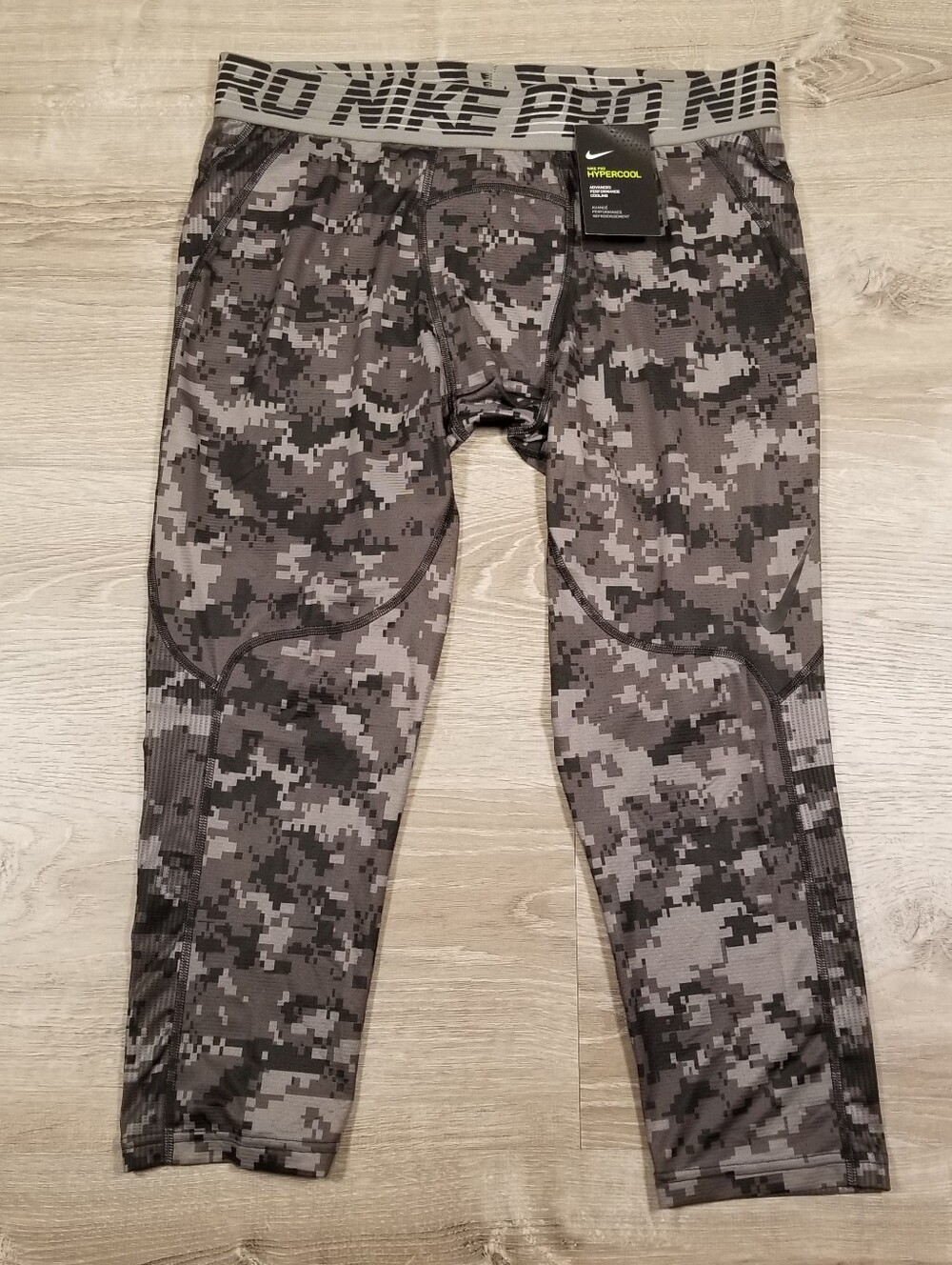 Nike Pro Hypercool Digital Camo Mens 3/4 Tights Gym Running Sports Size XXL NWT